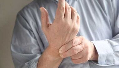 How to be extended from pain in finger joints