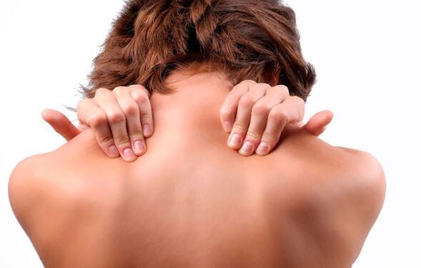 Pain in the cervical column with osteochondrosis